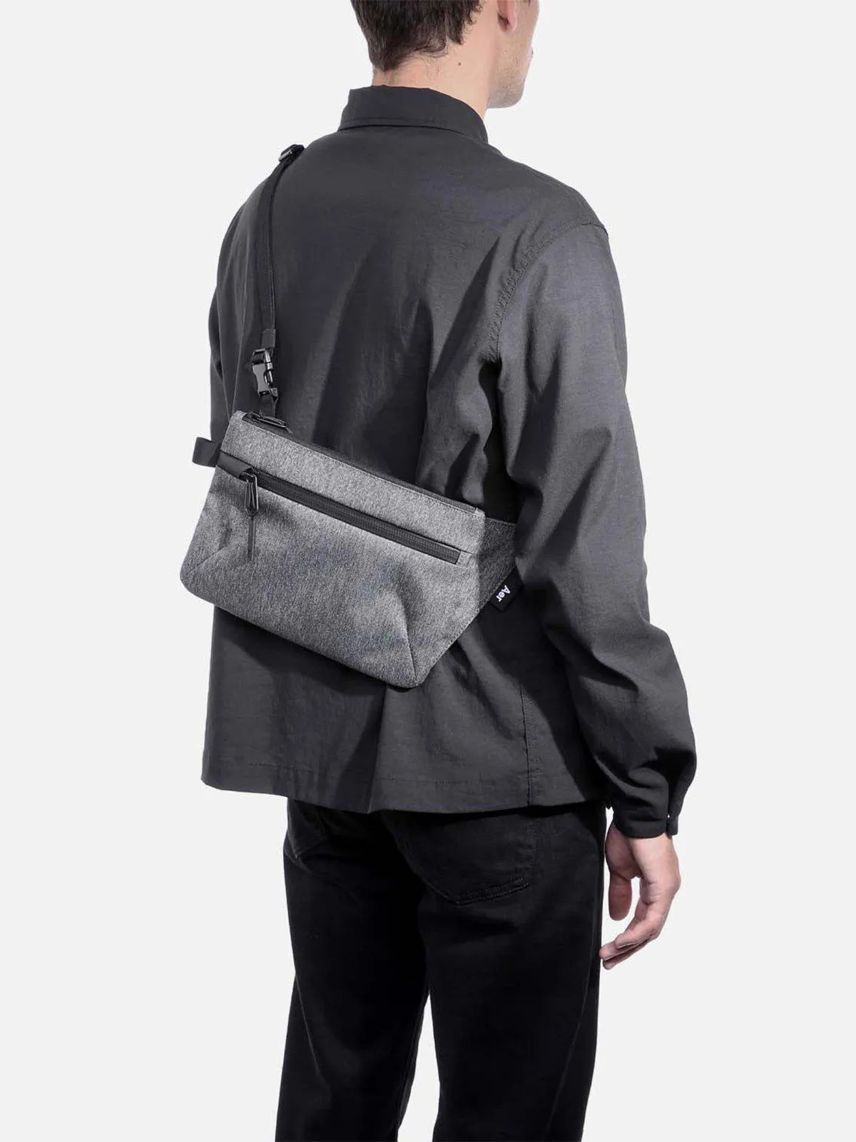 AER Sling Pouch Black