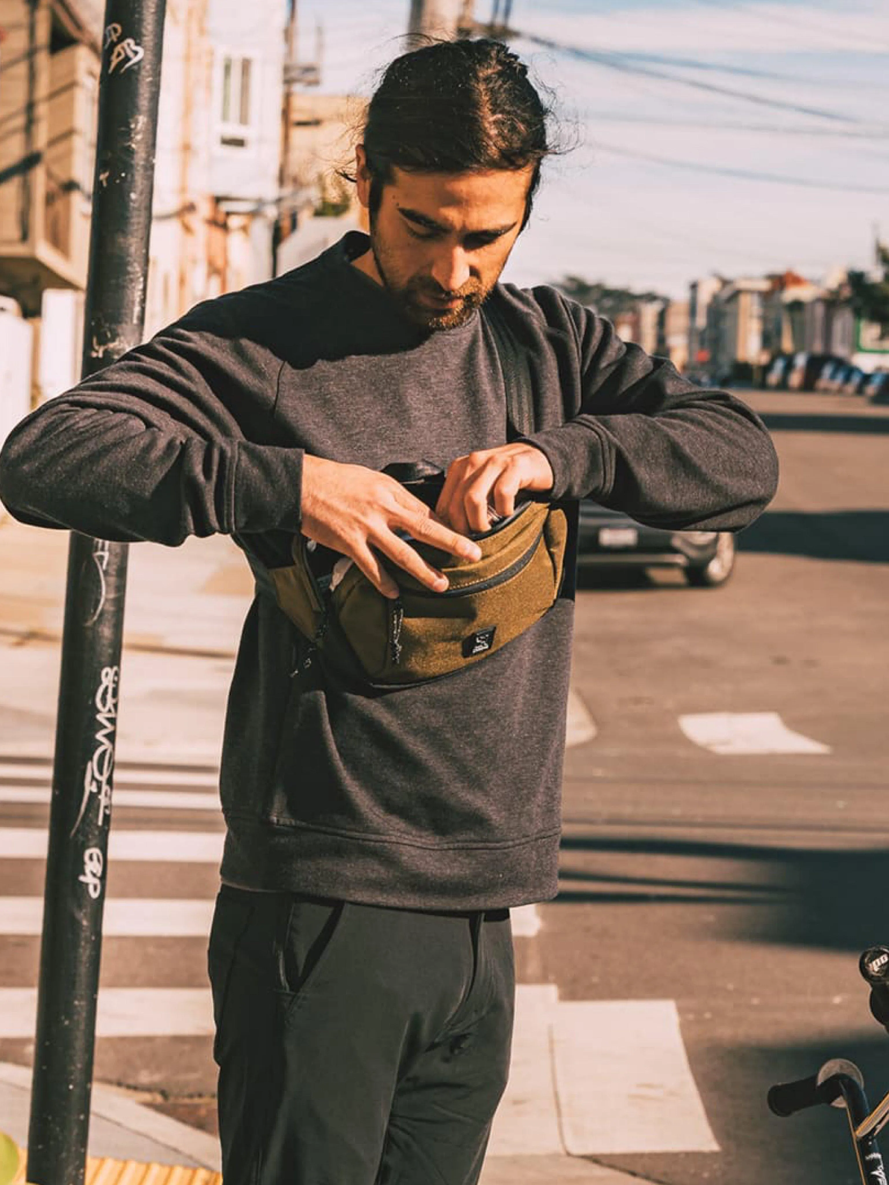 Chrome Industries Ziptop Waistpack Olive Overdye
