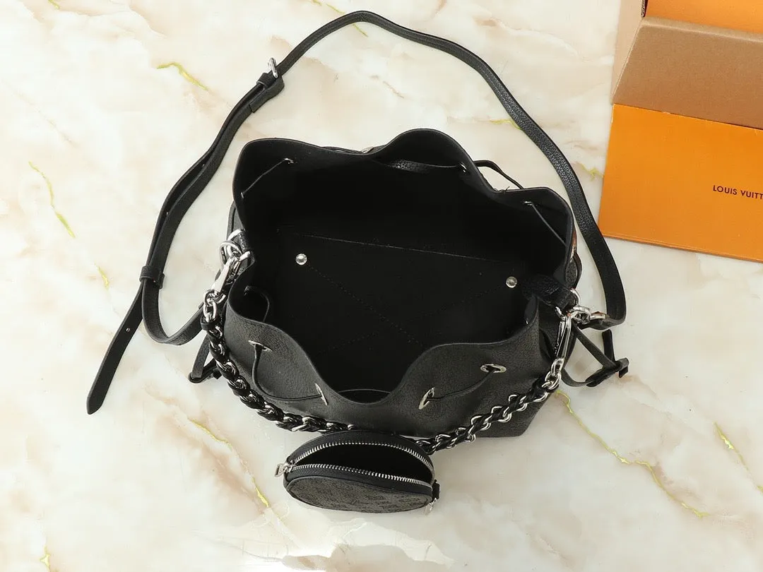 LV Bella Bucket