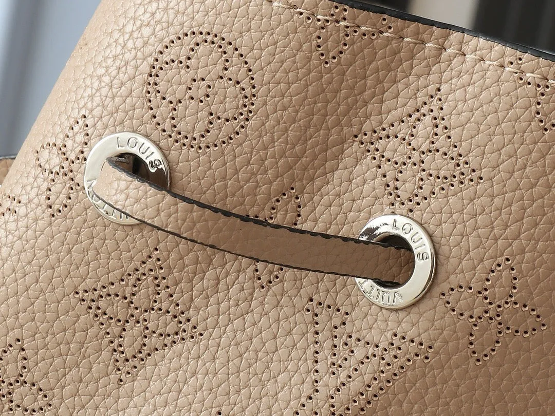 LV Bella Bucket