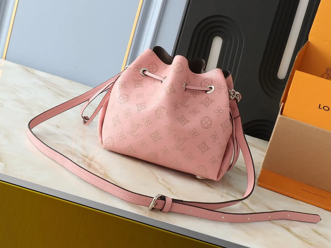 LV Bella Bucket