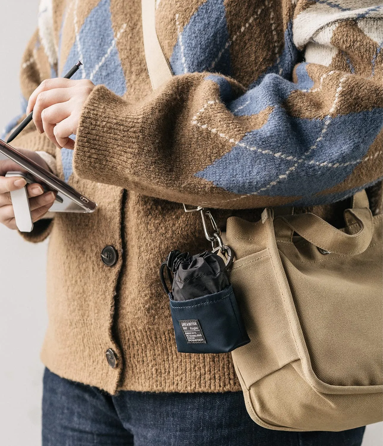 Mini Pouch [Bucket Bag] with O Ring Carabiner - Navy