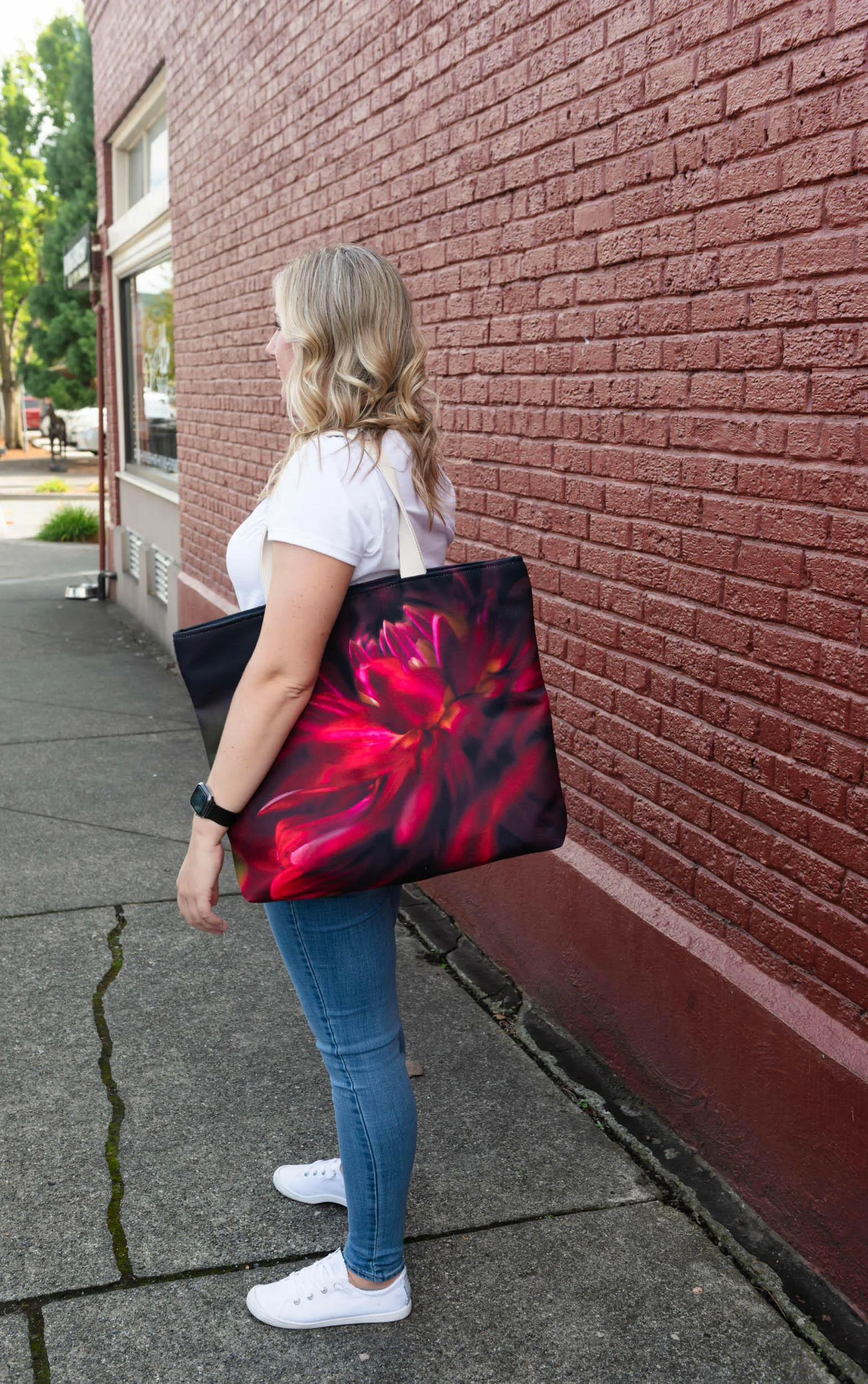 Red Dahlia (Red Velvet) Market Tote