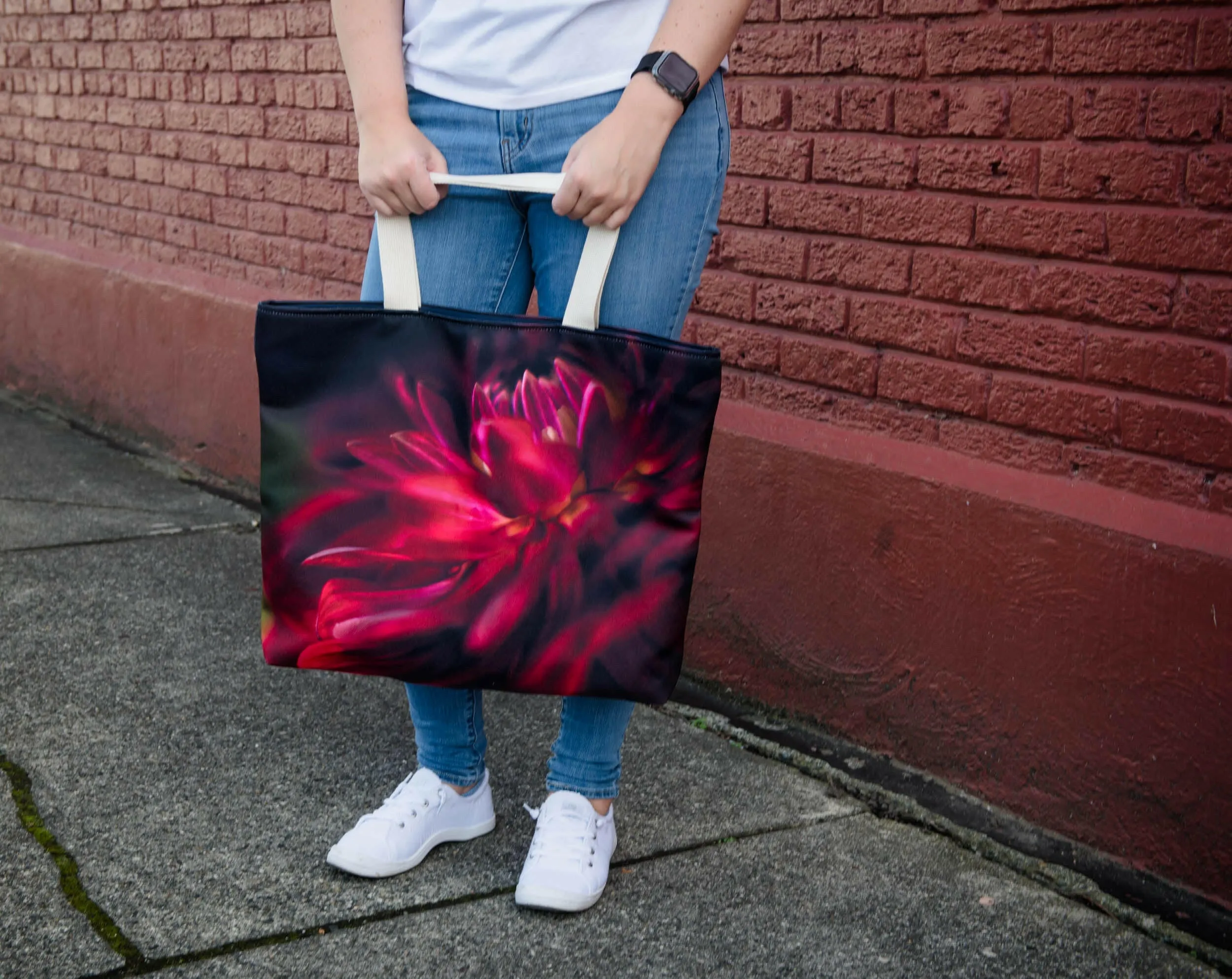 Red Dahlia (Red Velvet) Market Tote