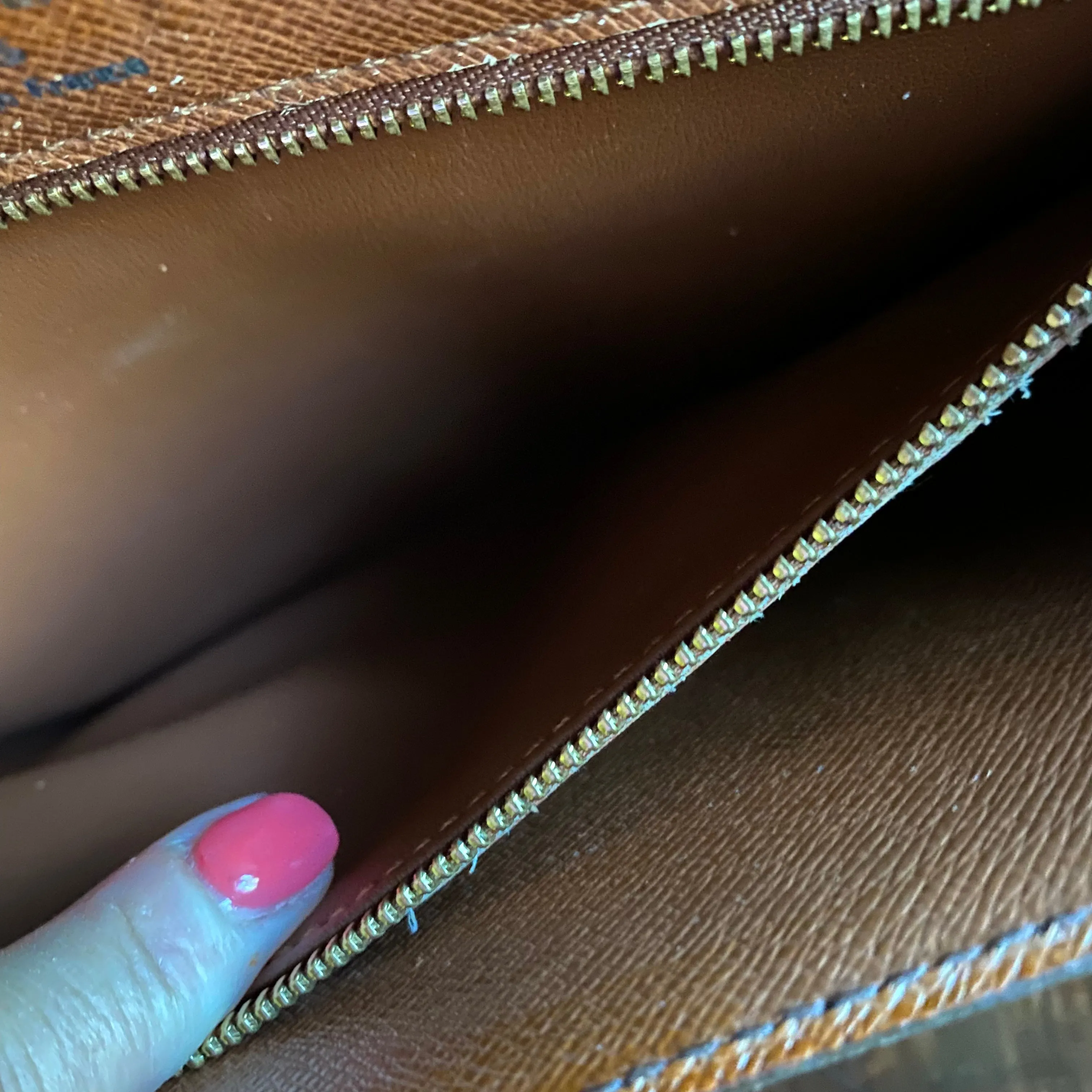 The Kingfisher Crossbody - Vintage Monogram in Whiskey