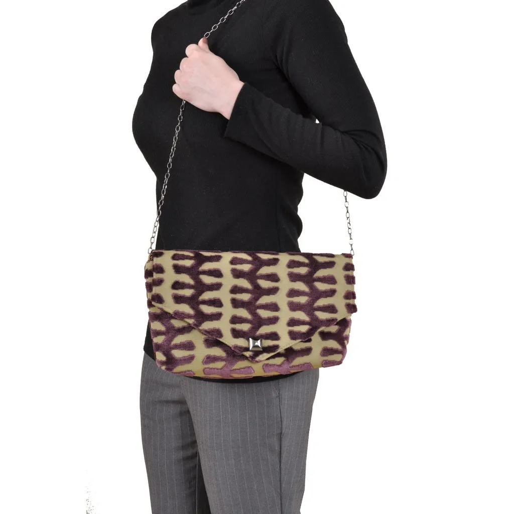 Totem Green envelope clutch